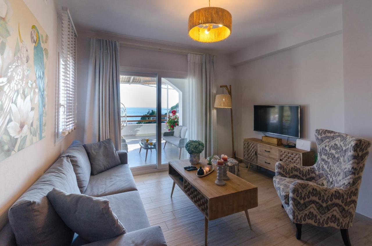 Aegean Suites Votsi  외부 사진