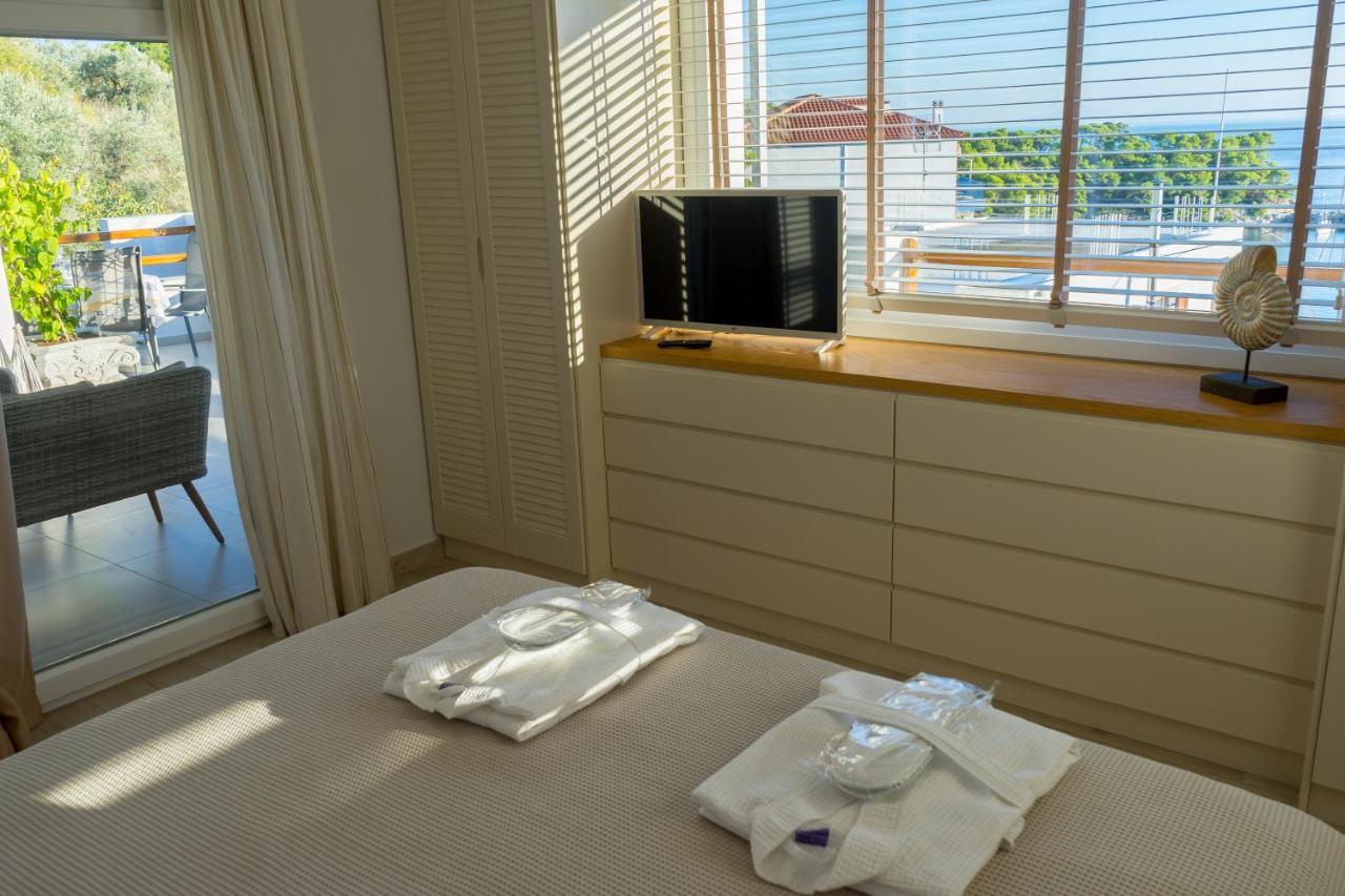 Aegean Suites Votsi  외부 사진