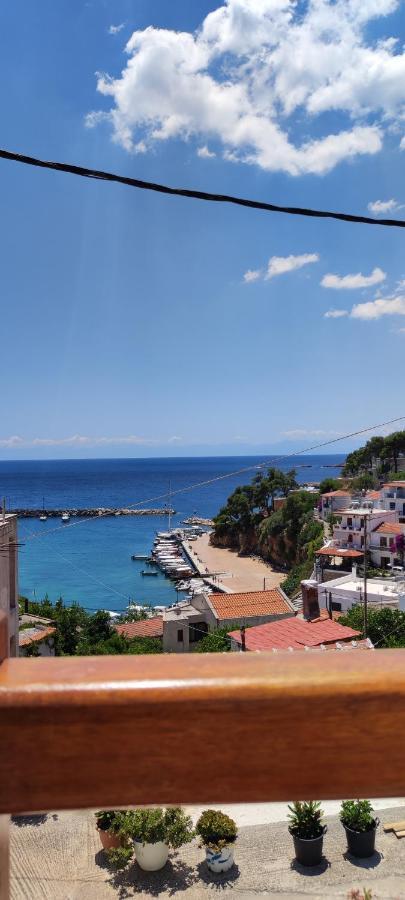 Aegean Suites Votsi  외부 사진