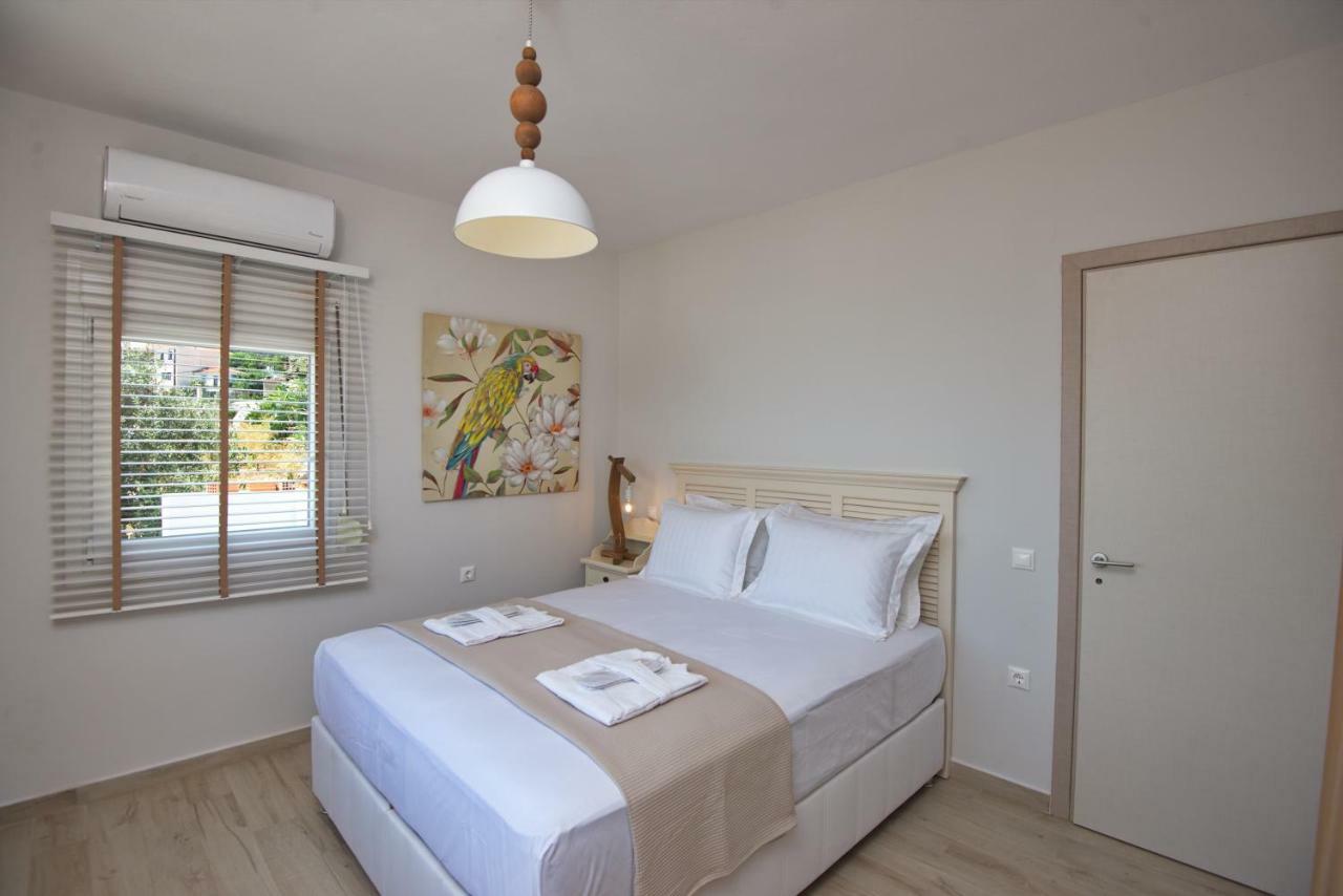 Aegean Suites Votsi  외부 사진